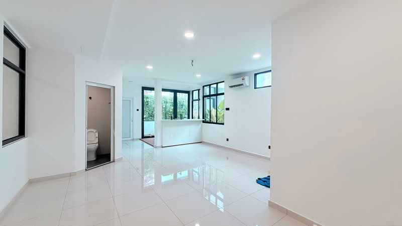 Terraced House for Sale in Taman Desa Aman (Cheras) - Winnie Teh - Living Room - PropertyGuru.com.my