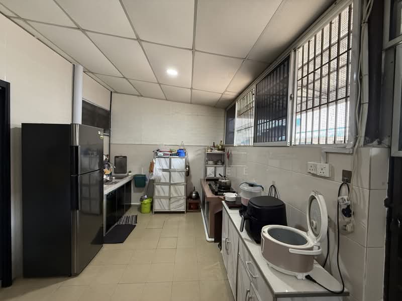 Rumah Teres 1 Tingkat untuk Dijual di Batu Pahat (Johor) - Lee Kee - Kitchen - PropertyGuru.com.my