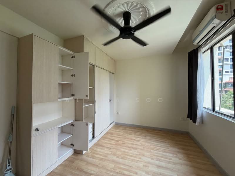 Kondominium untuk Dijual di Armanee - Alicia Soo - Bedroom - PropertyGuru.com.my