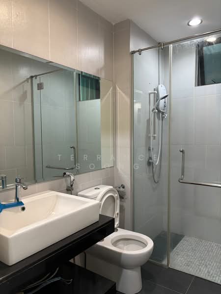 Pangsapuri untuk Disewa di Impiana - Terrance Soong - Bathroom - PropertyGuru.com.my