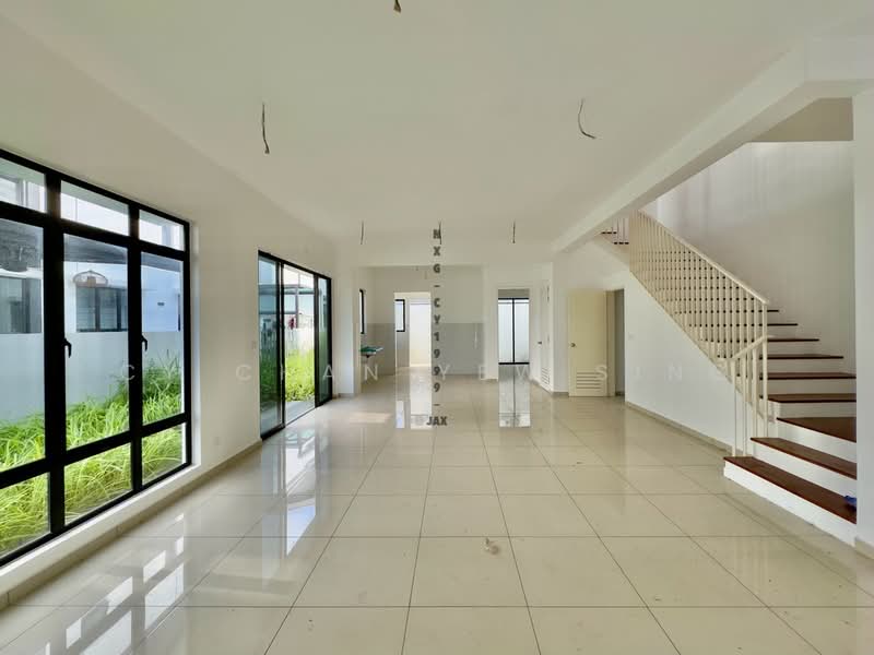 Semi-Detached House for Sale in Shah Alam (Selangor) - CY Chan Yew Sing - Living Room - PropertyGuru.com.my