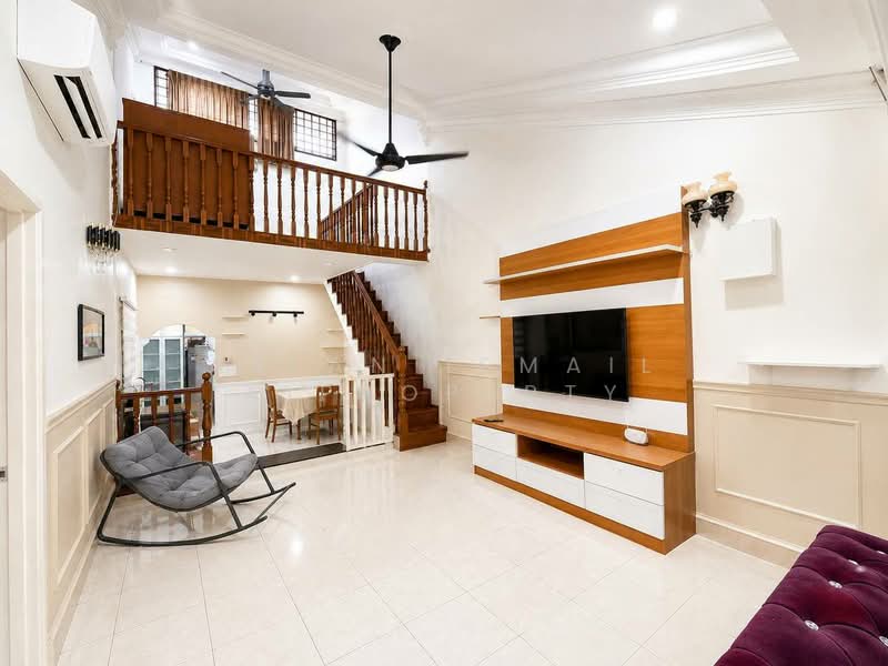 Rumah Teres 1 Tingkat untuk Dijual di Taman Rinting (Masai) - Azlan Ismail aiproperty - Living Room - PropertyGuru.com.my