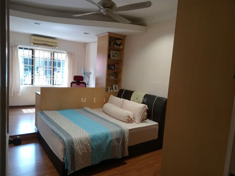 Rumah Teres 2 Tingkat untuk Dijual di Sungai Ara (Penang) - Mei Lew - Bedroom - PropertyGuru.com.my