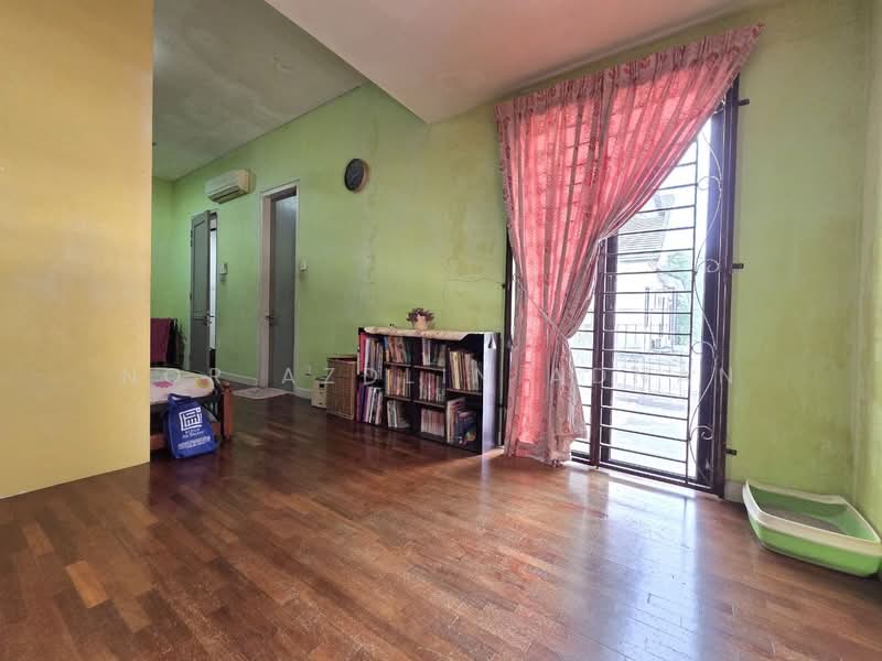 Rumah Berkembar untuk Dijual di Seksyen 7 (Bangi) - Nor Azdlin Adnan - PropertyGuru.com.my