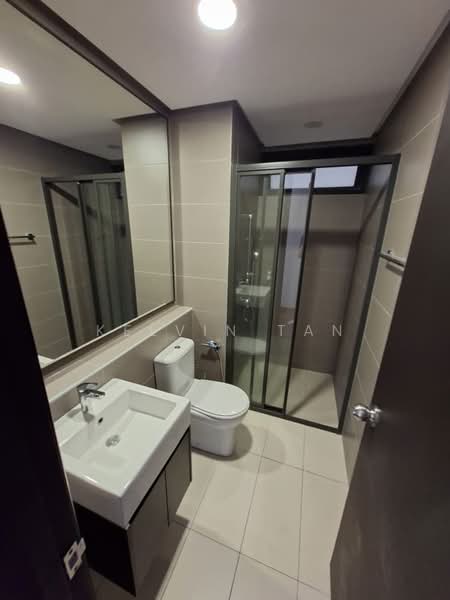Servis Apartment untuk Dijual di The Tamarind - Kelvin Tan - Bathroom - PropertyGuru.com.my