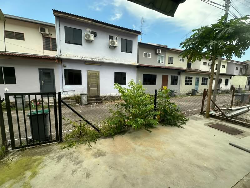 2-storey Terraced House for Sale in Bandar Indahpura (Kulai) - Yucong . - Exterior - PropertyGuru.com.my