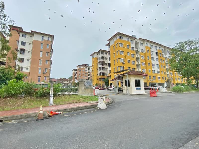 Apartment for Sale at Pangsapuri Tainia - Fatin Azemi - Exterior - PropertyGuru.com.my