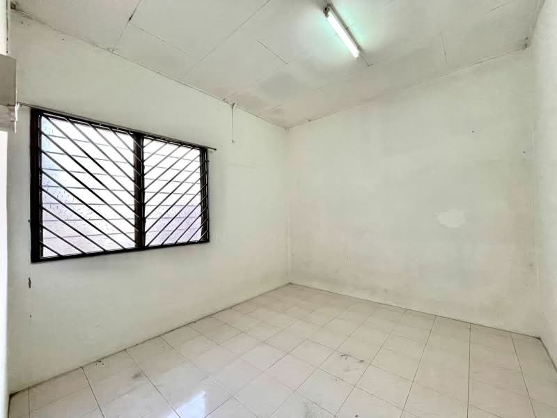 Rumah Flat untuk Dijual di Flat Bandar Selesa Jaya @ Jalan Silat Gayong - Vincy Sia - Interior - PropertyGuru.com.my