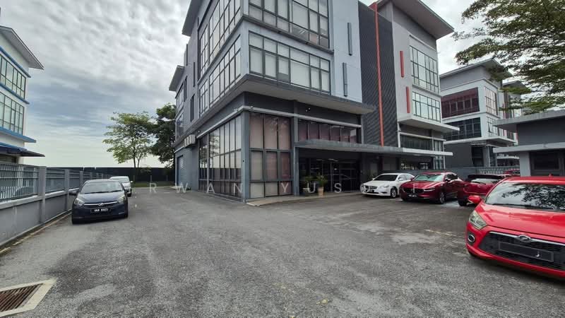 Semi-D Factory for Sale in Seksyen 26 (Shah Alam) - Irwan Yusoff - PropertyGuru.com.my