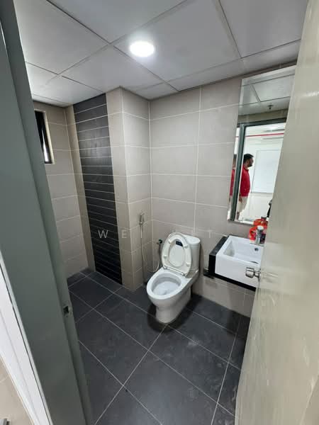 Service Residence for Rent at TTDI Sentralis VISTAZ Service Apartment - Wei Kit - Bathroom - PropertyGuru.com.my