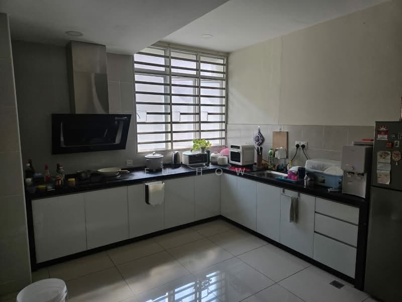 Townhouse for Sale in Bandar Tasek Mutiara (Simpang Ampat) - FU HOW - Kitchen - PropertyGuru.com.my