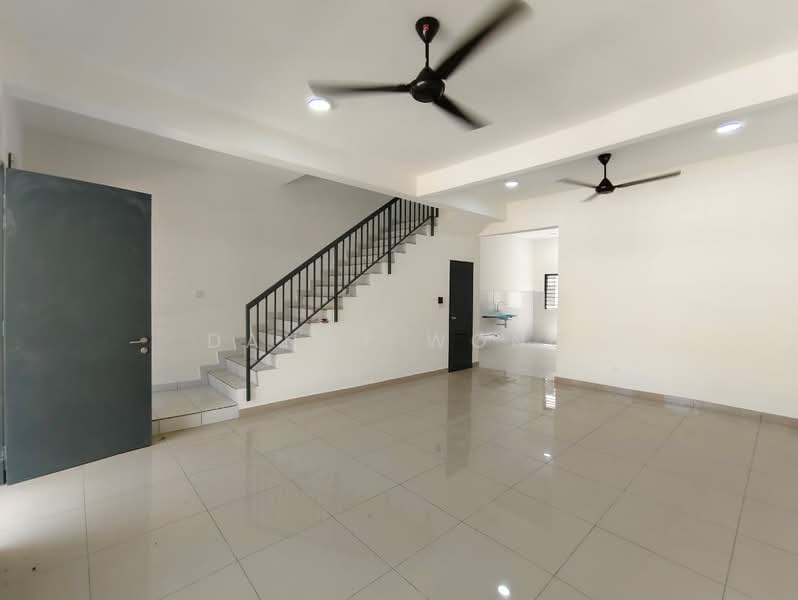 2-storey Terraced House for Rent in Rawang (Selangor) - Danny Wong - Living Room - PropertyGuru.com.my