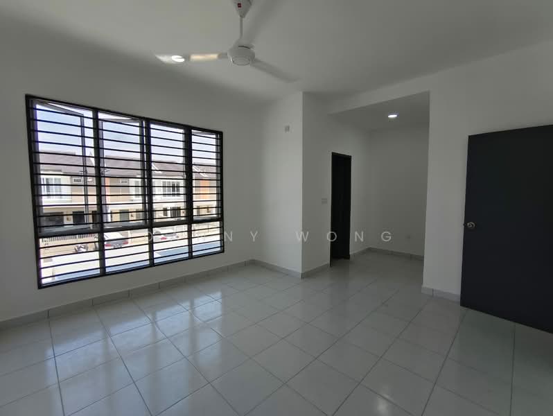 2-storey Terraced House for Rent in Rawang (Selangor) - Danny Wong - Living Room - PropertyGuru.com.my