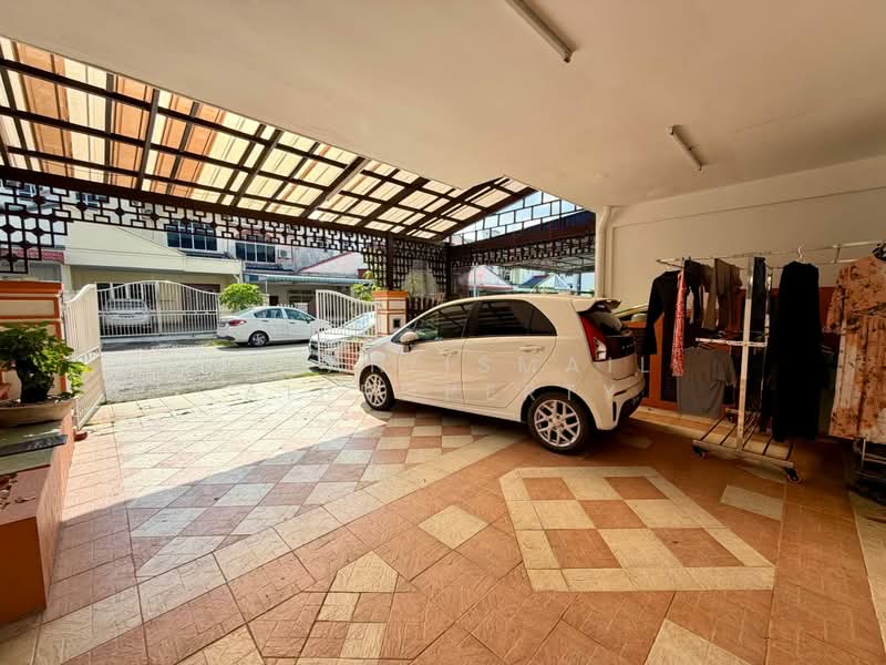 Rumah Teres 2 Tingkat untuk Dijual di Taman Pulai Utama (Skudai) - Azlan Ismail aiproperty - Exterior - PropertyGuru.com.my