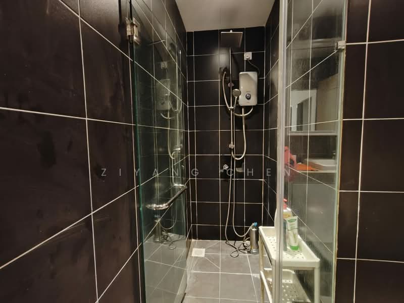 Service Residence for Sale at The Zizz @ Damansara North - Ziyang Chen - Bathroom - PropertyGuru.com.my