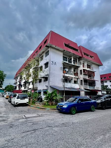 Rumah Flat untuk Dijual di Taman Sri Muda - Sariza Hartanah - Exterior - PropertyGuru.com.my