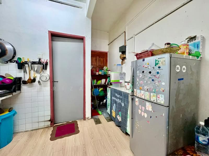 Rumah Flat untuk Dijual di Taman Sri Muda - Sariza Hartanah - PropertyGuru.com.my