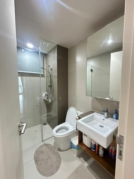 Kediaman Servis untuk Dijual di Stonor 3 - Kiki Yew - Bathroom - PropertyGuru.com.my