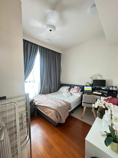Kediaman Servis untuk Dijual di Stonor 3 - Kiki Yew - Bedroom - PropertyGuru.com.my