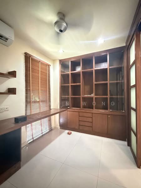 Bungalow for Sale in Bukit Gita Bayu (Seri Kembangan) - Kaeryn Wong - Study - PropertyGuru.com.my