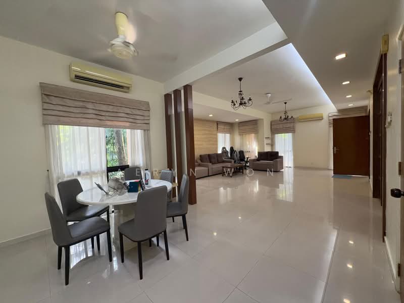 Bungalow for Sale in Bukit Gita Bayu (Seri Kembangan) - Kaeryn Wong - Living Room - PropertyGuru.com.my