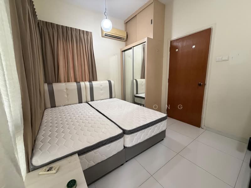 Bungalow for Sale in Bukit Gita Bayu (Seri Kembangan) - Kaeryn Wong - Bedroom - PropertyGuru.com.my