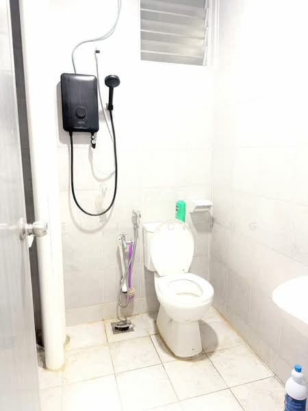 Apartment for Rent at Residensi Falim (PR1MA Falim) - Kelvin Chong - Bathroom - PropertyGuru.com.my