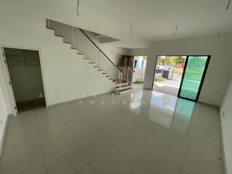 Rumah Teres 2 Tingkat untuk Dijual di Alam Impian (Shah Alam) - Absyarie Syafiq Shahrin - Living Room - PropertyGuru.com.my