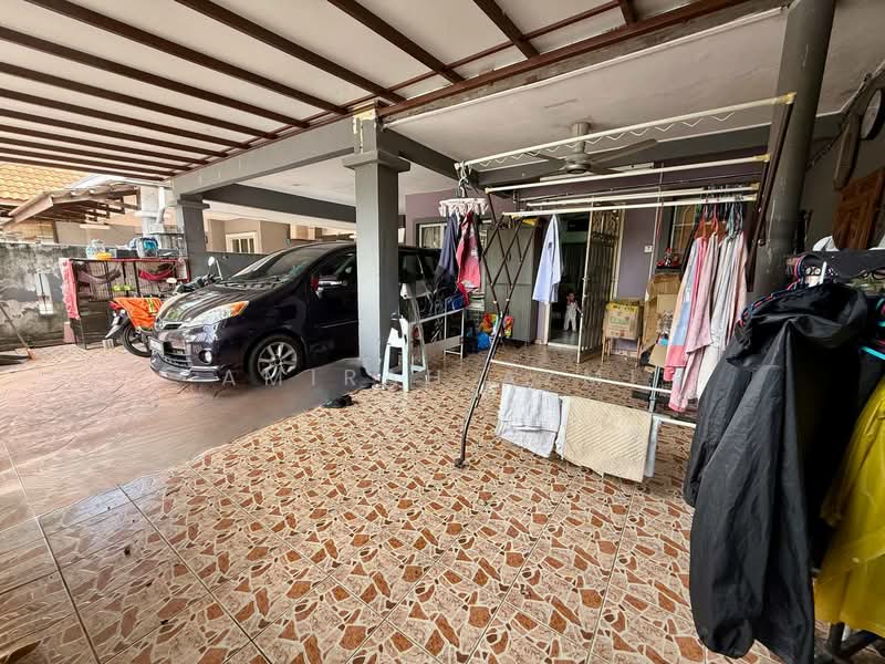 Semi-Detached House for Sale in Bandar Tasik Puteri (Rawang) - Amirah Azmi - Exterior - PropertyGuru.com.my