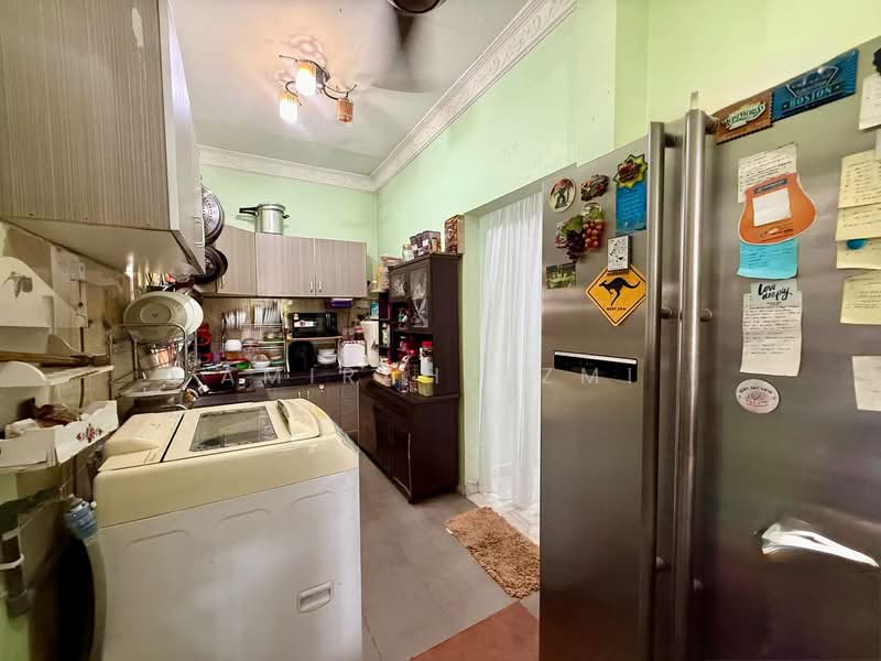 Semi-Detached House for Sale in Bandar Tasik Puteri (Rawang) - Amirah Azmi - Kitchen - PropertyGuru.com.my