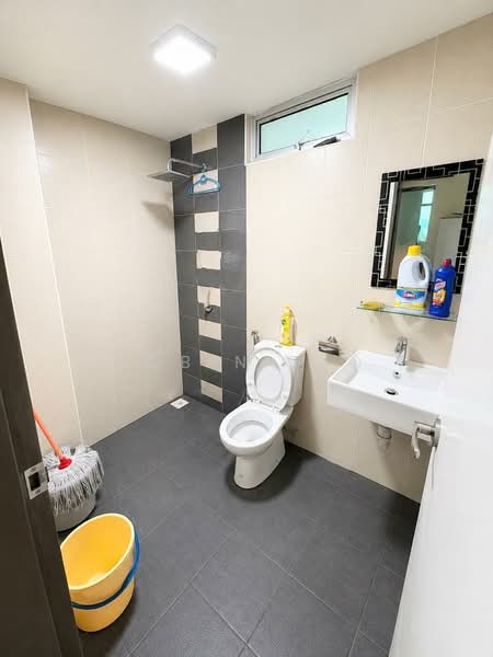 Pangsapuri untuk Dijual di Amber Height - Robin Teo - Bathroom - PropertyGuru.com.my