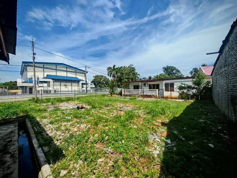 Rumah Teres untuk Dijual di Klang (Selangor) - FARAH HANIM BINTI AD SUHADAK SUHADAK - Exterior - PropertyGuru.com.my