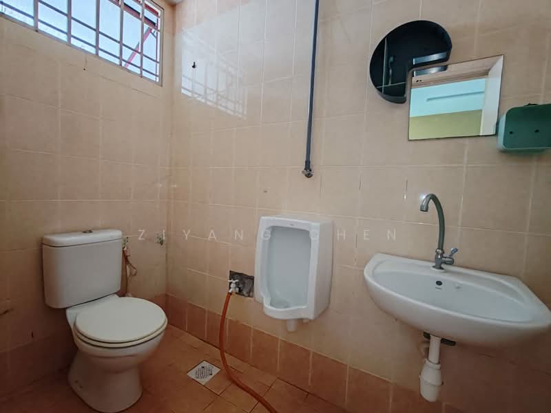 Shop / Office for Sale in Petaling Jaya (Selangor) - Ziyang Chen - Bathroom - PropertyGuru.com.my
