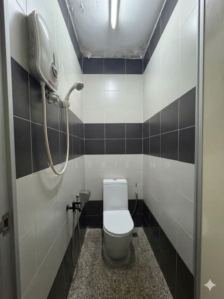 Rumah Teres 1 Tingkat untuk Dijual di Taman Ehsan (Kepong) - Valerie Ng - Bathroom - PropertyGuru.com.my