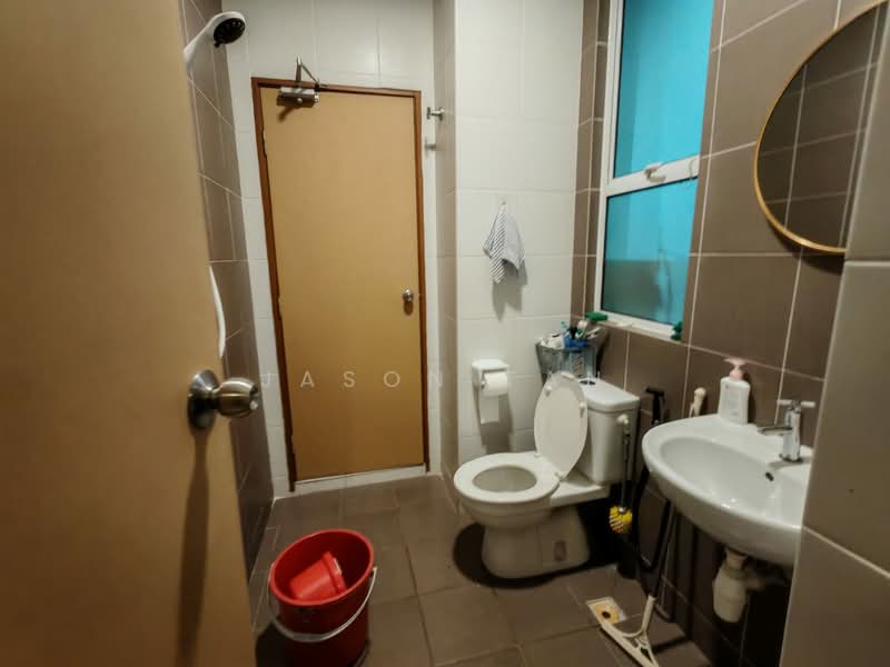 Semi-Detached House for Sale in Seri Kembangan (Selangor) - Jason Tan - Bathroom - PropertyGuru.com.my