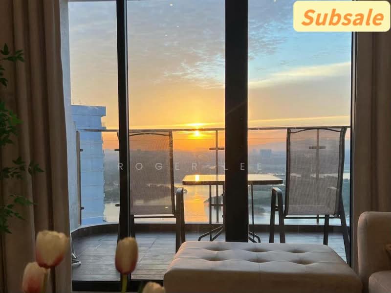 Service Residence for Sale at R&F Princess Cove Phase 1 - Roger Lee - Balcony - PropertyGuru.com.my