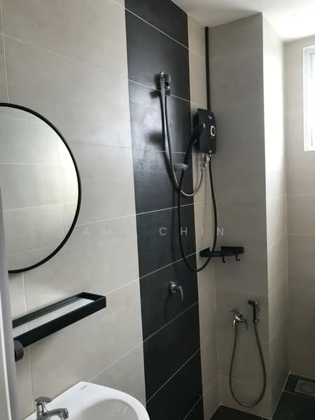 Service Residence for Sale at Pinnacle Sri Petaling - Amy Chin - Bathroom - PropertyGuru.com.my