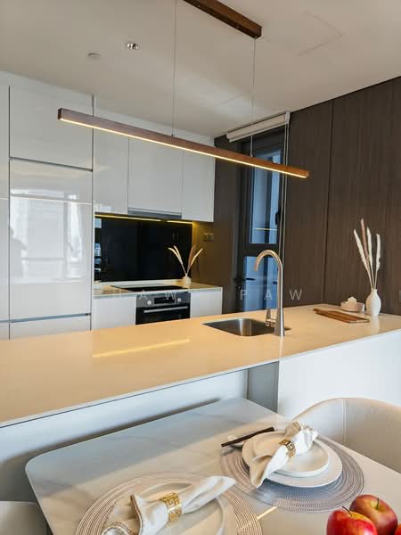 Service Residence for Sale at Star Residences Three - Shawn Paw - Kitchen - PropertyGuru.com.my