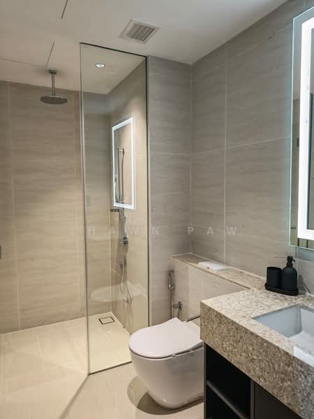 Service Residence for Sale at Star Residences Three - Shawn Paw - Bathroom - PropertyGuru.com.my