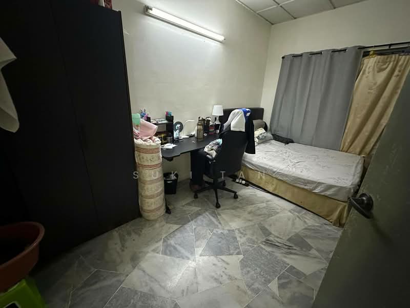 1-storey Terraced House for Sale in Taman Bidara (Selayang) - Suki Tan - Bedroom - PropertyGuru.com.my