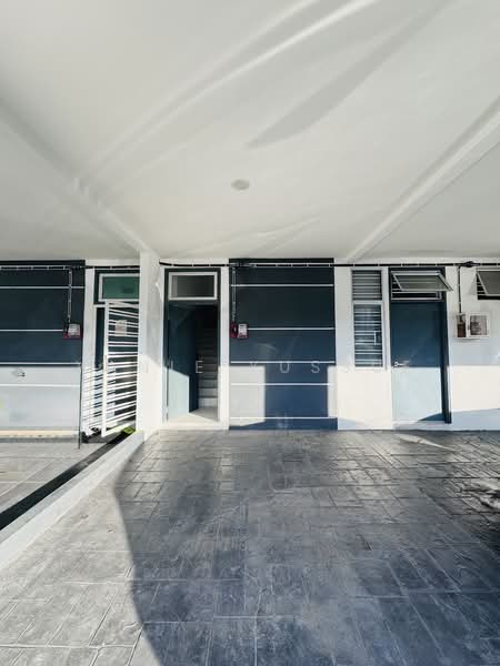 Townhouse for Rent in Dengkil (Selangor) - Yanie Yussuf - Exterior - PropertyGuru.com.my