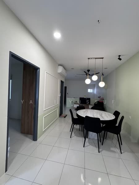 Townhouse for Rent in Dengkil (Selangor) - Yanie Yussuf - Living Room - PropertyGuru.com.my