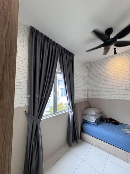 Townhouse for Rent in Dengkil (Selangor) - Yanie Yussuf - Bedroom - PropertyGuru.com.my