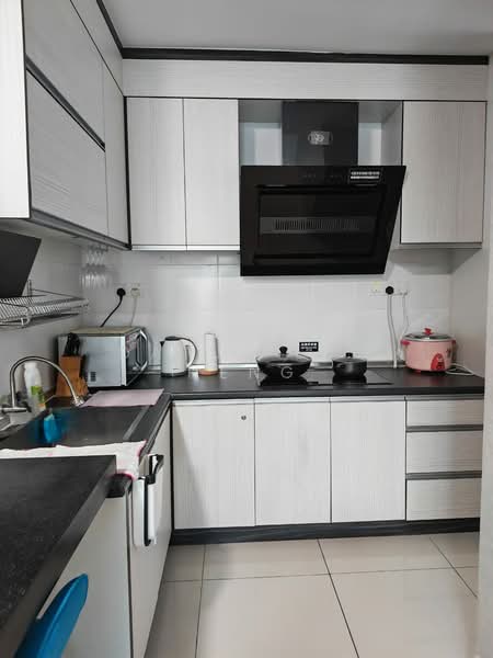 Condominium for Sale at D'Festivo Residences - Datuk Lee Heng - Kitchen - PropertyGuru.com.my