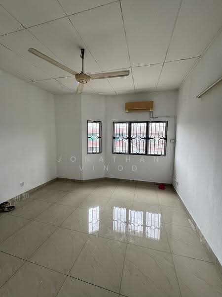 2-storey Terraced House for Sale in Klang (Selangor) - Jonathan Vinod - Interior - PropertyGuru.com.my