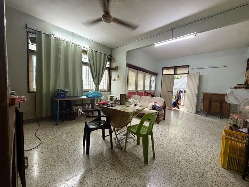 Rumah Berkembar untuk Dijual di Ayer Itam (Penang) - Mei Lew - Living Room - PropertyGuru.com.my