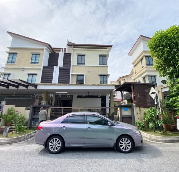 Rumah Berkembar untuk Dijual di Taman Tropika 2 (Kajang) - Ashraff Daniel - Exterior - PropertyGuru.com.my