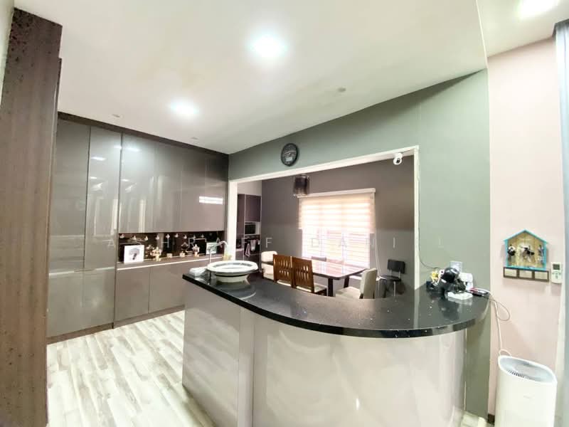 Rumah Berkembar untuk Dijual di Taman Tropika 2 (Kajang) - Ashraff Daniel - Kitchen - PropertyGuru.com.my