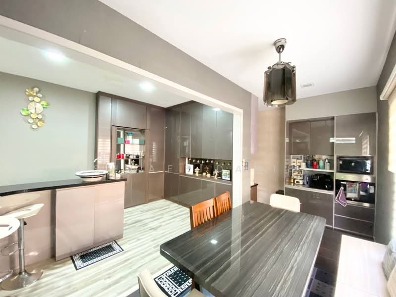 Rumah Berkembar untuk Dijual di Taman Tropika 2 (Kajang) - Ashraff Daniel - Kitchen - PropertyGuru.com.my