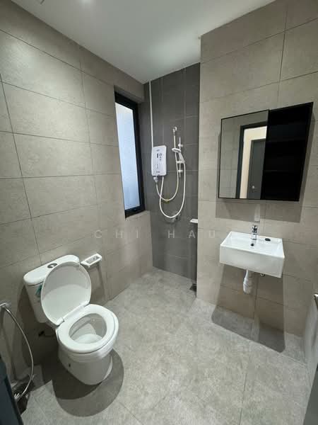 Servis Apartment untuk Disewa di Aera Residence - Chi Hau - Bathroom - PropertyGuru.com.my